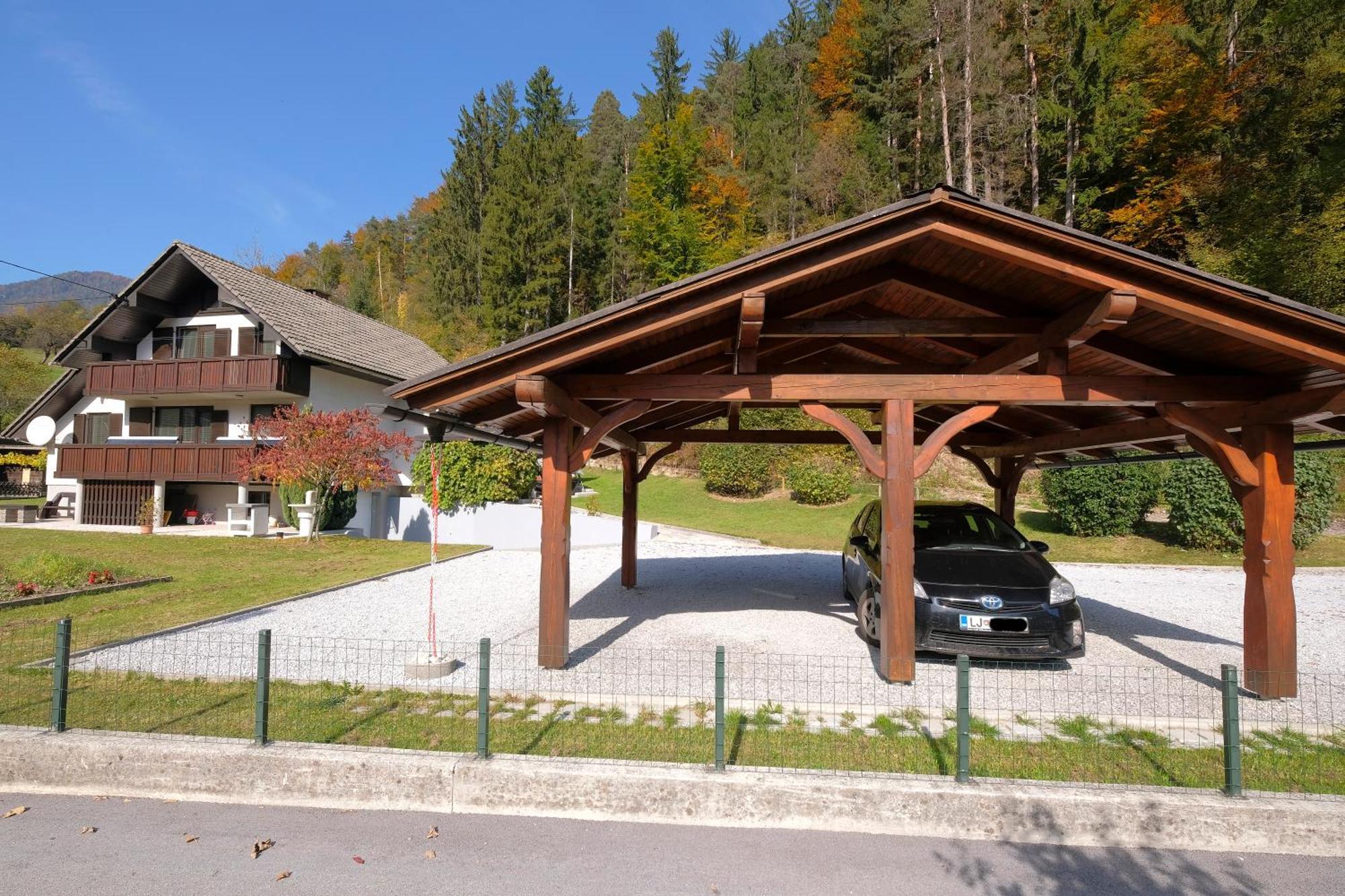 Apartamento Savadolinka House Mojstrana Exterior foto